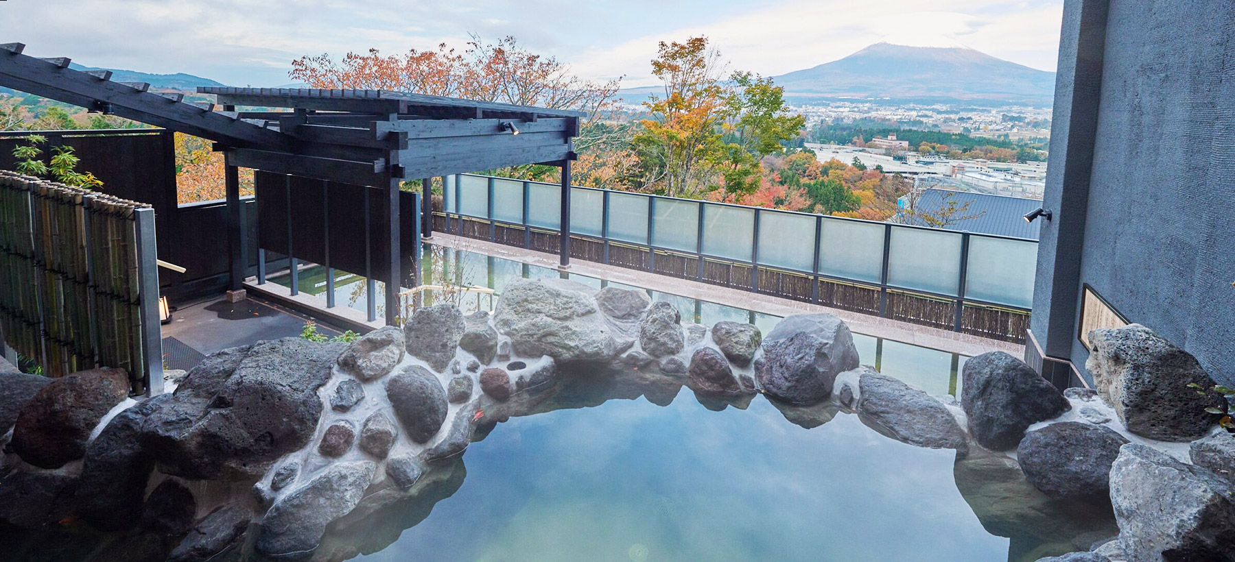 Gotemba Premium Outlets Enjoy a Day Trip Hot Spring